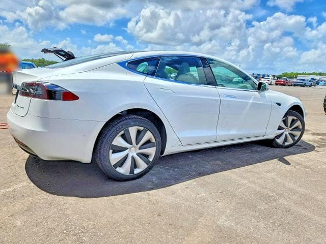 2020 TESLA MODEL S 3