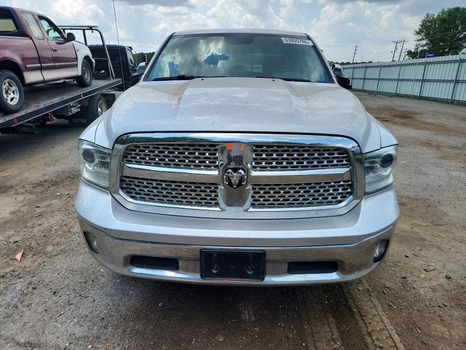 2018 RAM 1500 LARAMIE 5
