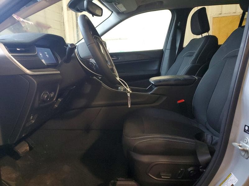 2023 JEEP GRAND CHEROKEE LAREDO 7
