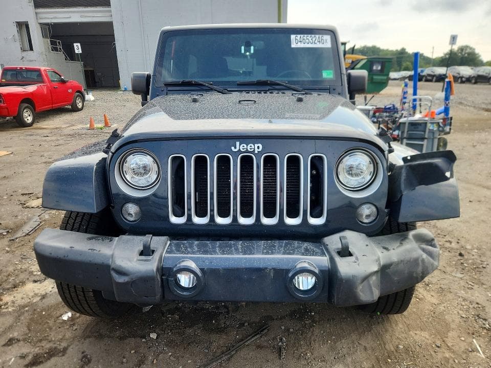 2017 JEEP WRANGLER UNLIMITED SAHARA 5