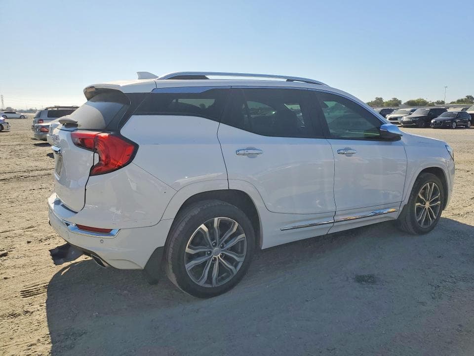 2019 GMC TERRAIN DENALI 3