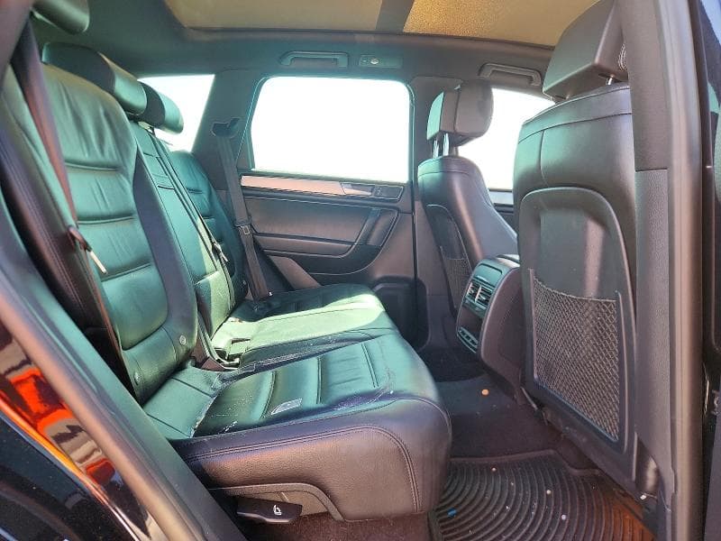 2017 VOLKSWAGEN TOUAREG WOLFSBURG 10