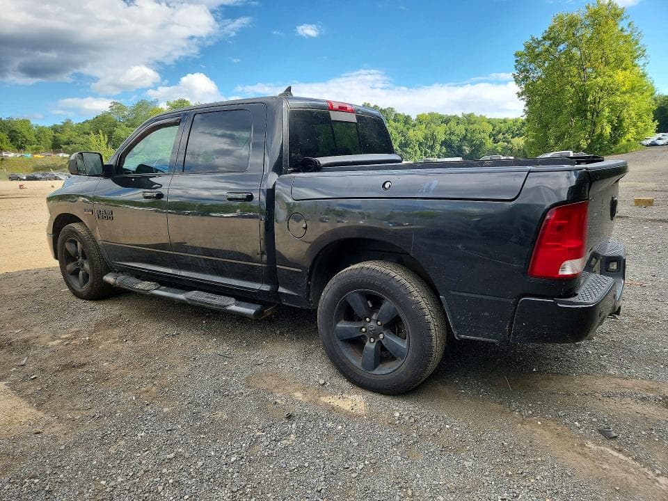 2018 RAM 1500 SLT 2