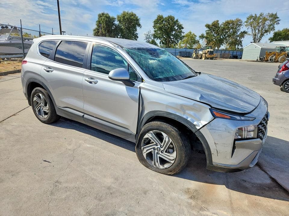 2023 HYUNDAI SANTA FE SE 4