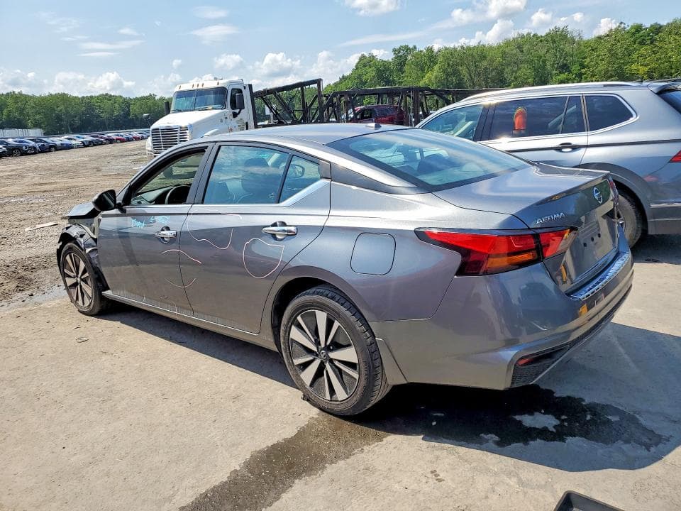 2021 NISSAN ALTIMA SV 2