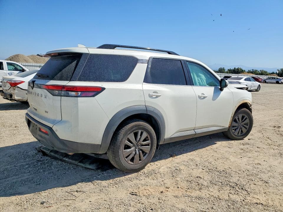 2022 NISSAN PATHFINDER SV 3
