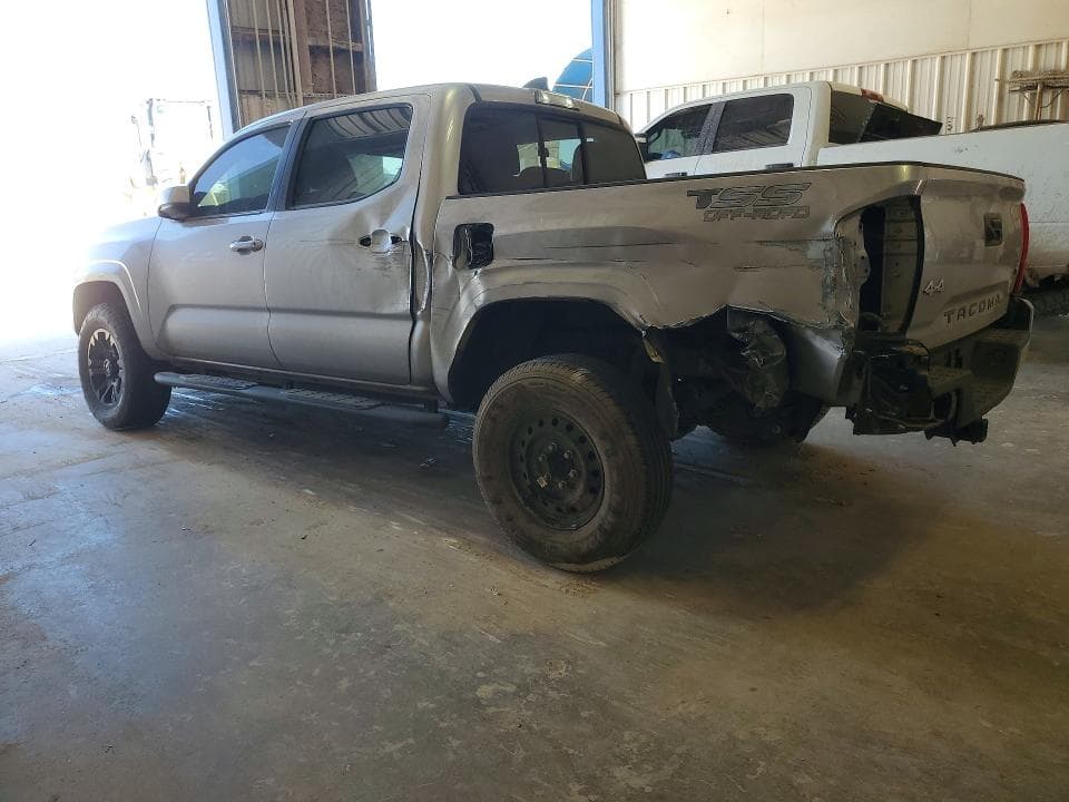 2020 TOYOTA TACOMA SR V6 2
