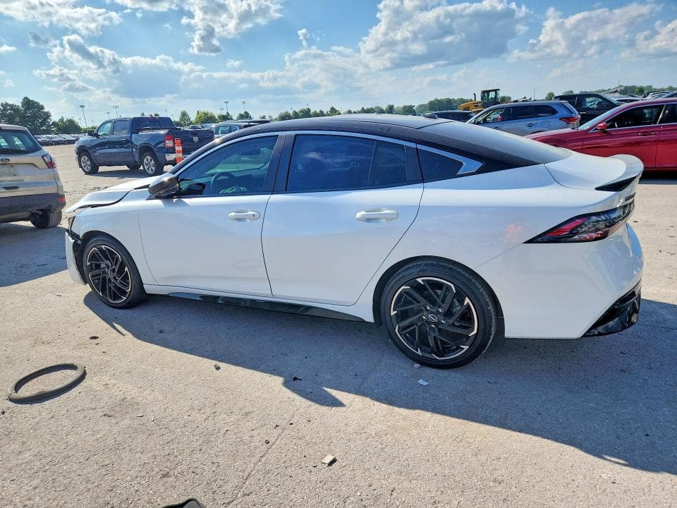 2026 NISSAN SENTRA SR 2