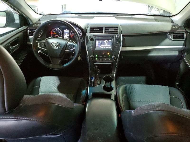 2017 TOYOTA CAMRY SE 8