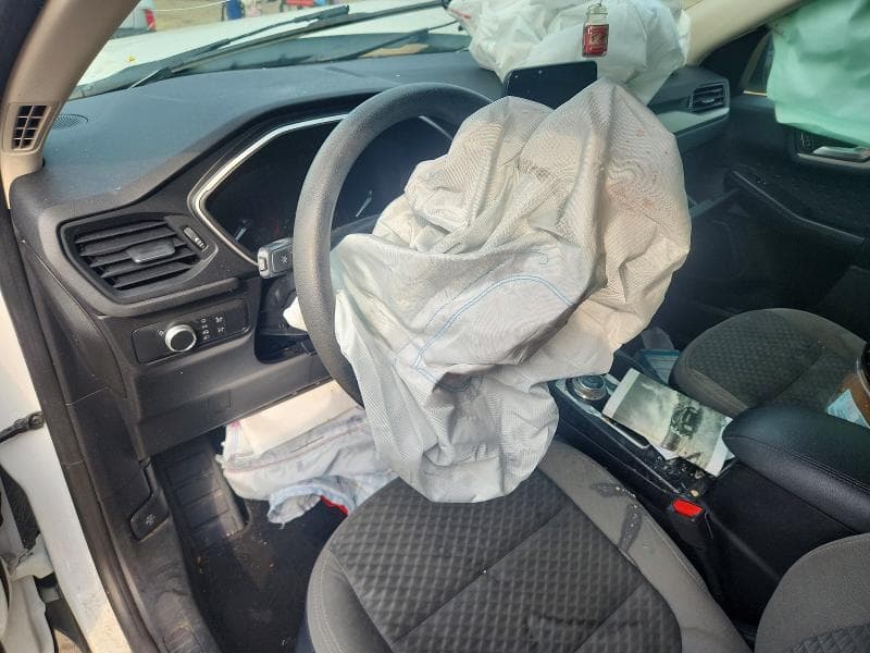 2020 FORD ESCAPE SE 8