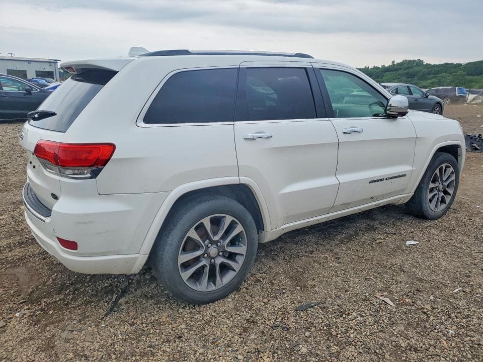 2018 JEEP GRAND CHEROKEE OVERLAND 3