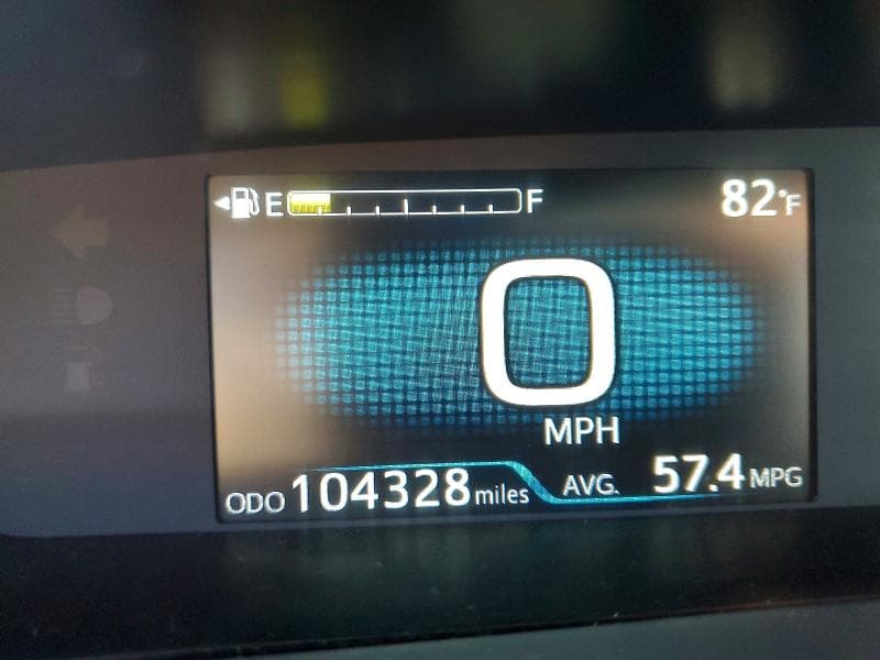 2021 TOYOTA PRIUS LE 9
