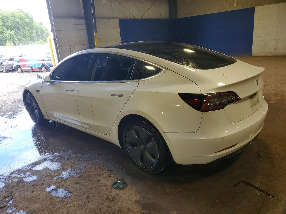 2020 TESLA MODEL 3 2