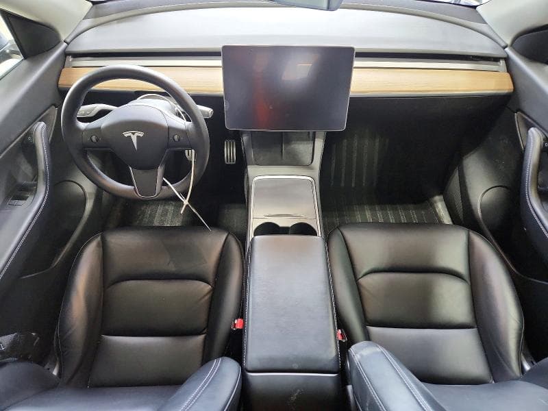 2022 TESLA MODEL Y 8