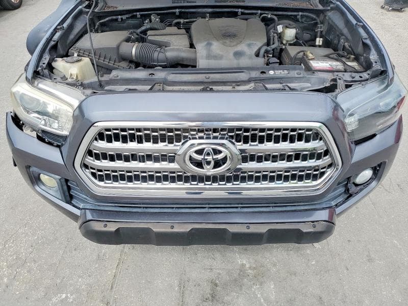 2018 TOYOTA TACOMA TRD SPORT 11