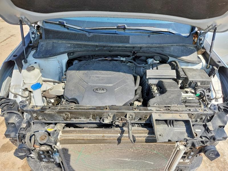 2019 KIA SORENTO LX V6 12