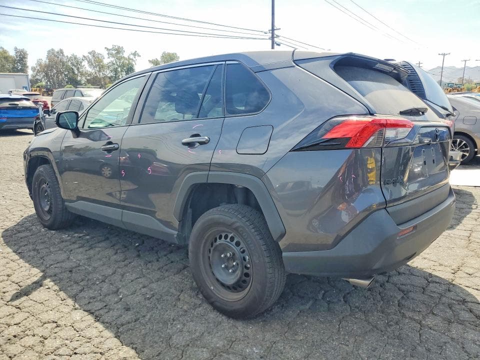 2023 TOYOTA RAV4 LE 2