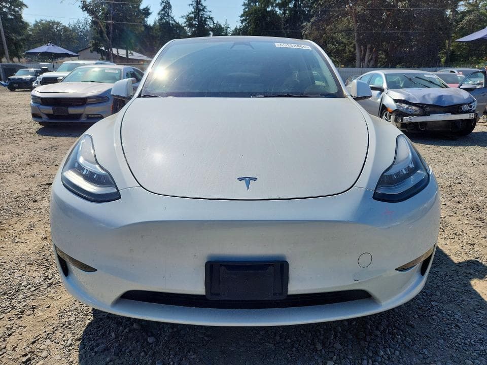 2023 TESLA MODEL Y 5