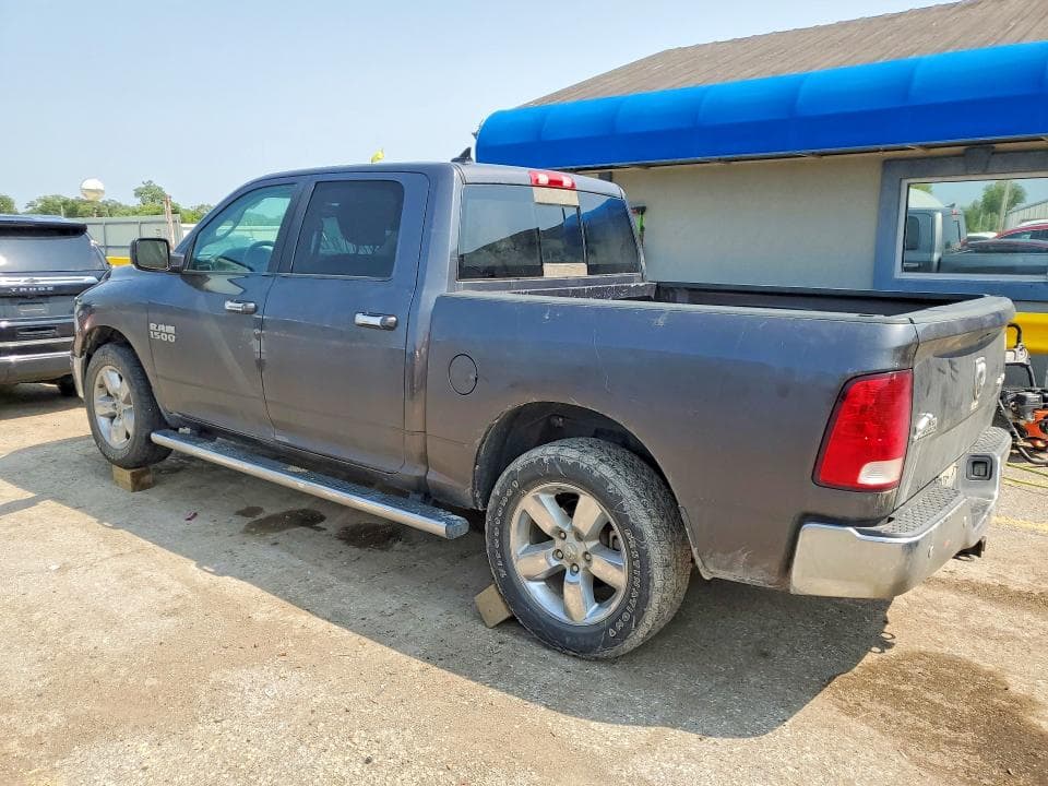 2017 RAM 1500 SLT 2