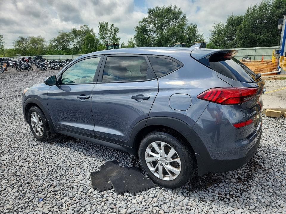 2021 HYUNDAI TUCSON SE 2
