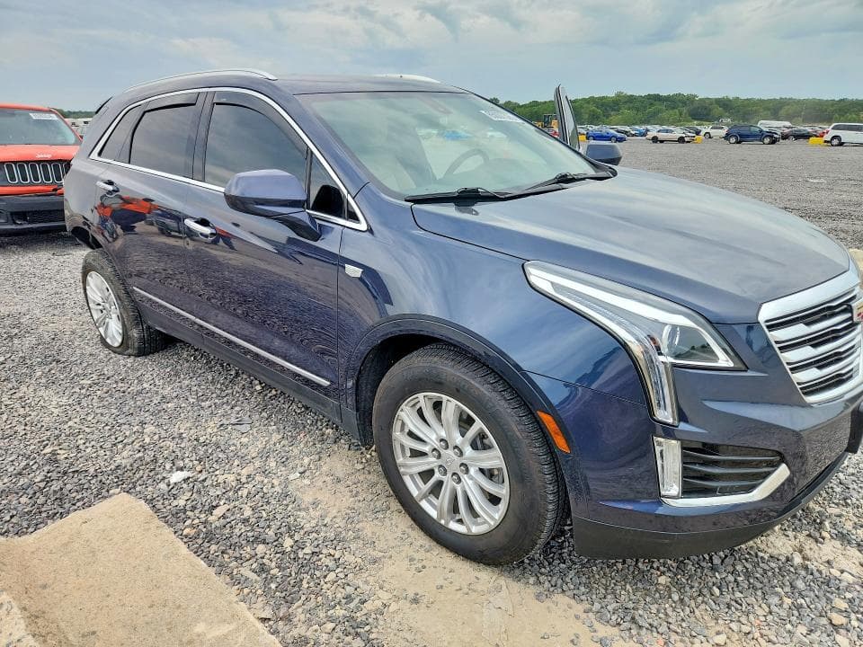 2019 CADILLAC XT5 4