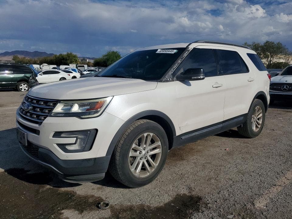 2017 FORD EXPLORER XLT - 1