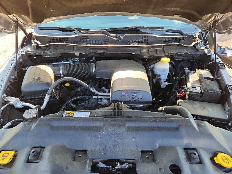 2023 RAM 1500 CLASSIC SLT 11