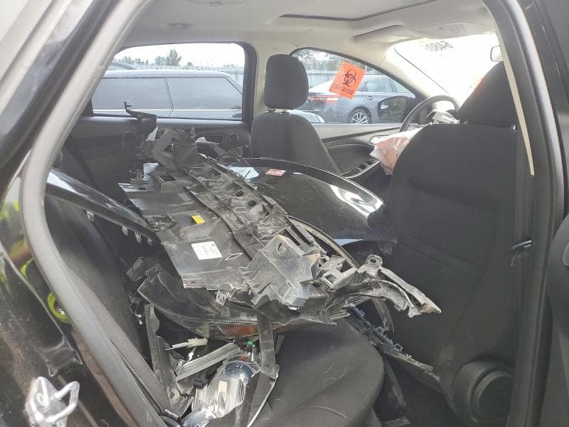 2018 FORD FOCUS SEL 10