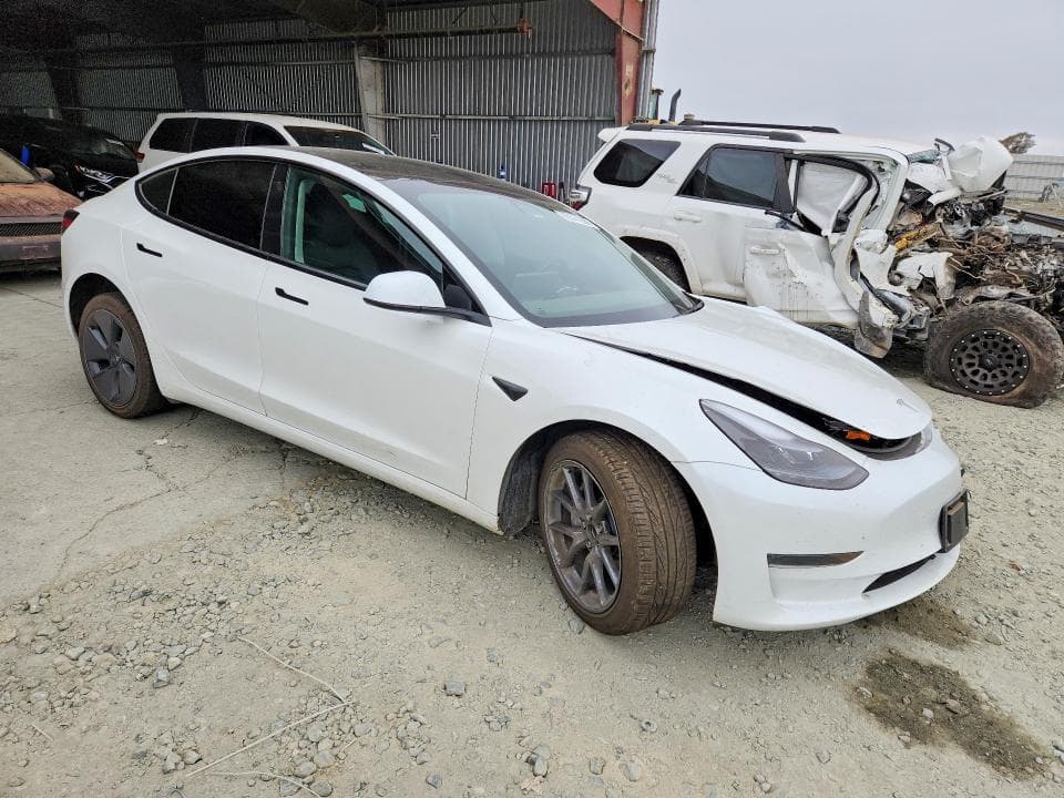 2023 TESLA MODEL 3 4