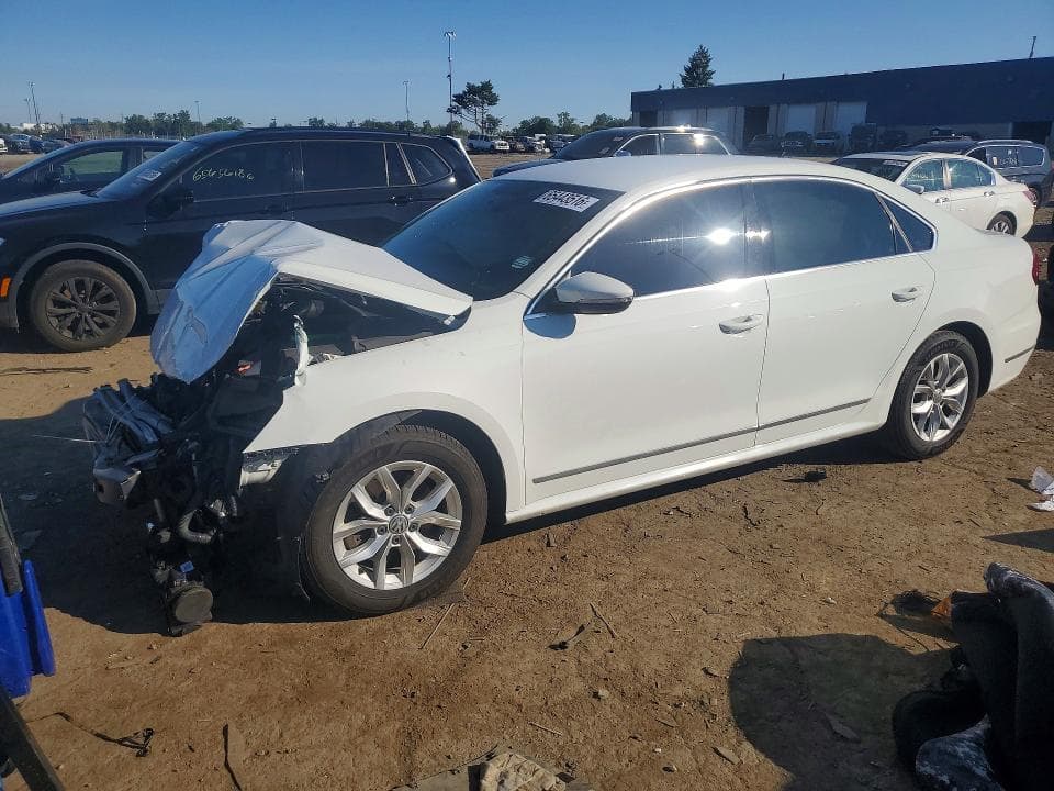 2017 VOLKSWAGEN PASSAT S - 1