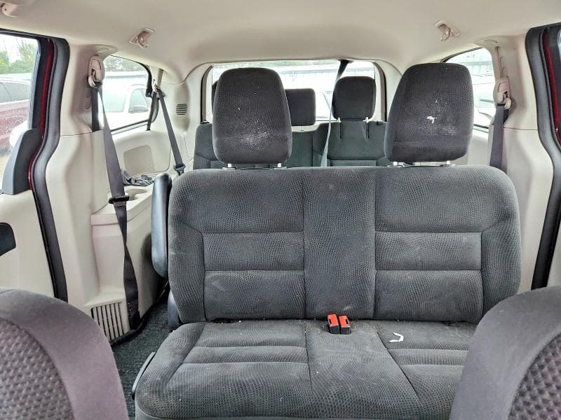 2017 DODGE GRAND CARAVAN SE 10