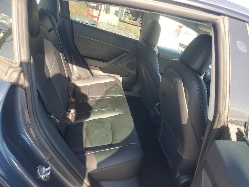 2022 TESLA MODEL 3 10