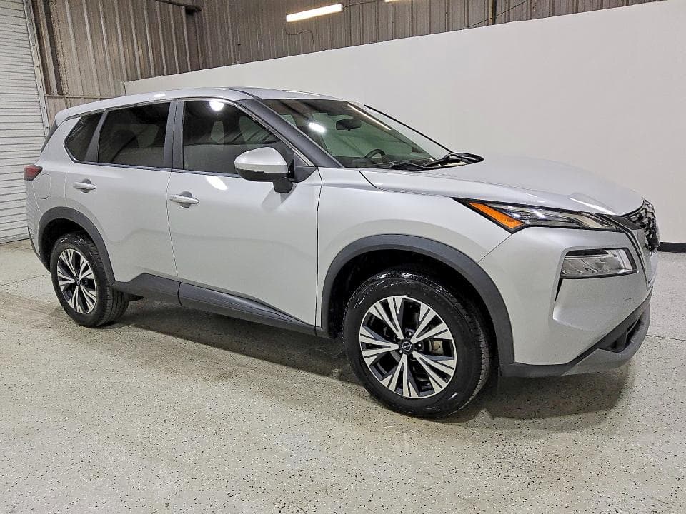 2022 NISSAN ROGUE SV 4