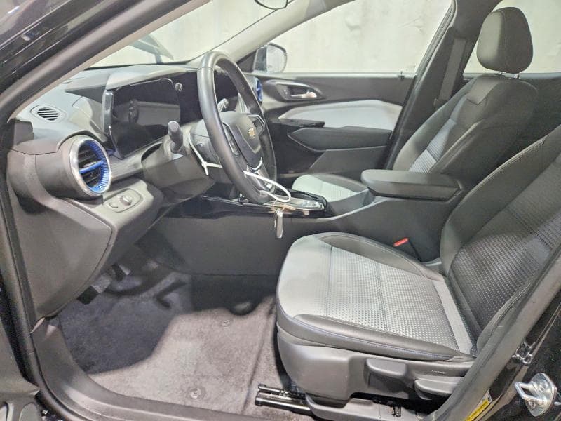 2025 CHEVROLET TRAX 1LT 7