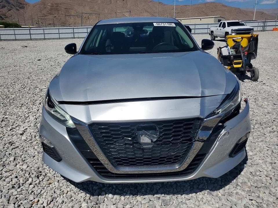 2021 NISSAN ALTIMA SR 5