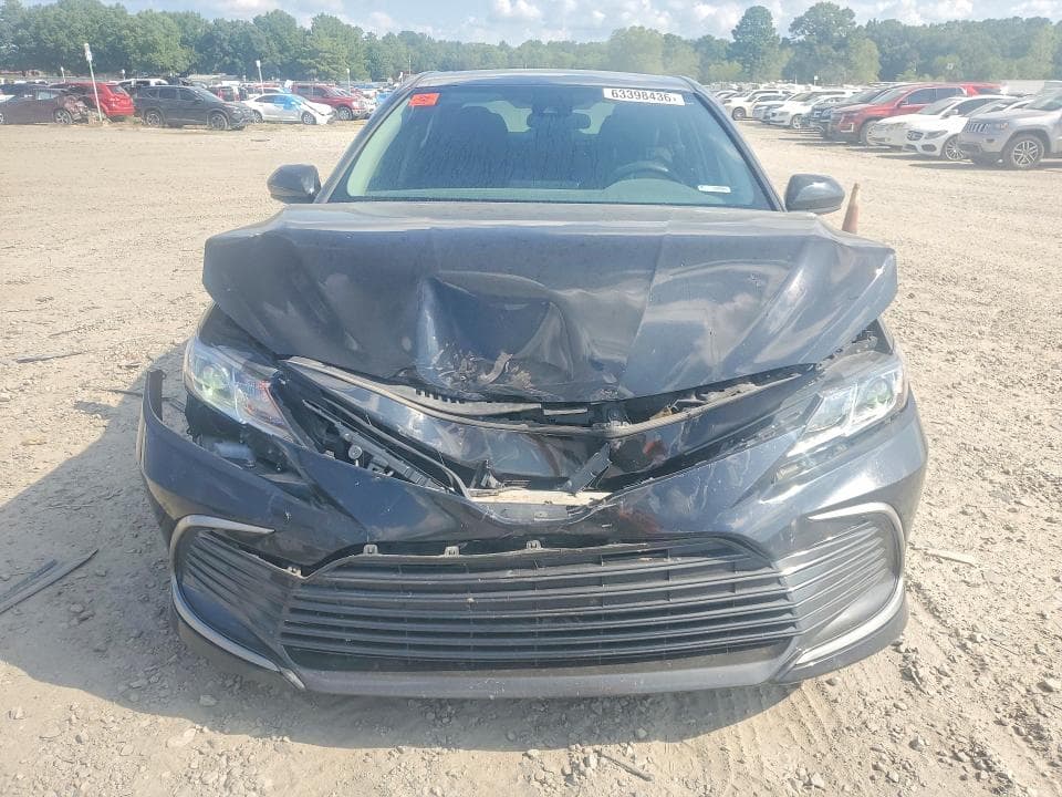 2022 TOYOTA CAMRY LE 5