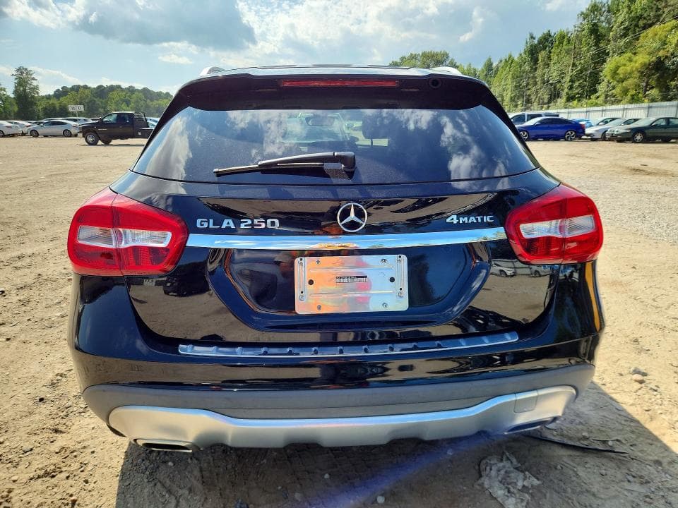 2018 MERCEDES-BENZ GLA 250 4MATIC 6