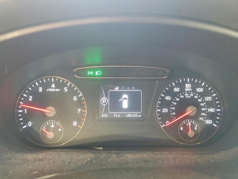2017 KIA SORENTO LX V6 9