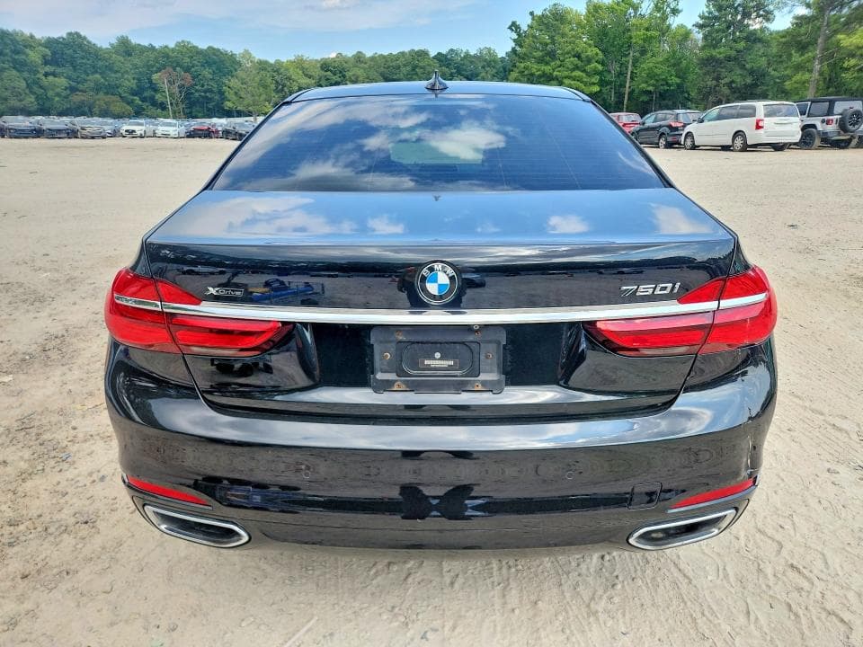 2017 BMW 750 XI 6