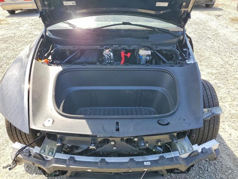 2026 TESLA MODEL Y 12