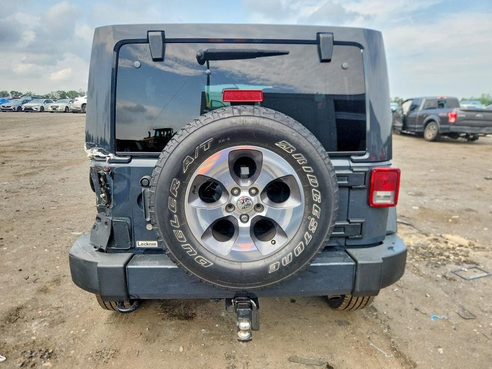 2017 JEEP WRANGLER UNLIMITED SAHARA 6