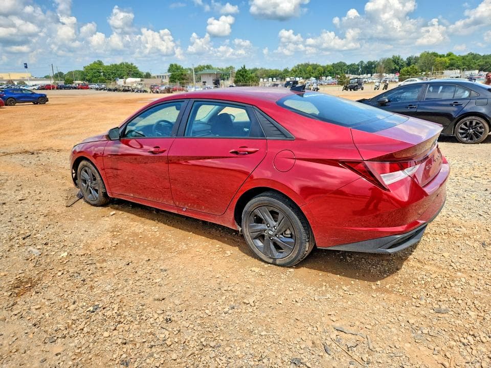 2023 HYUNDAI ELANTRA SEL 2