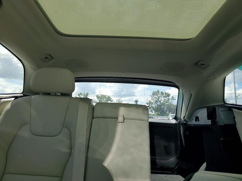 2023 VOLVO XC60 PLUS 10