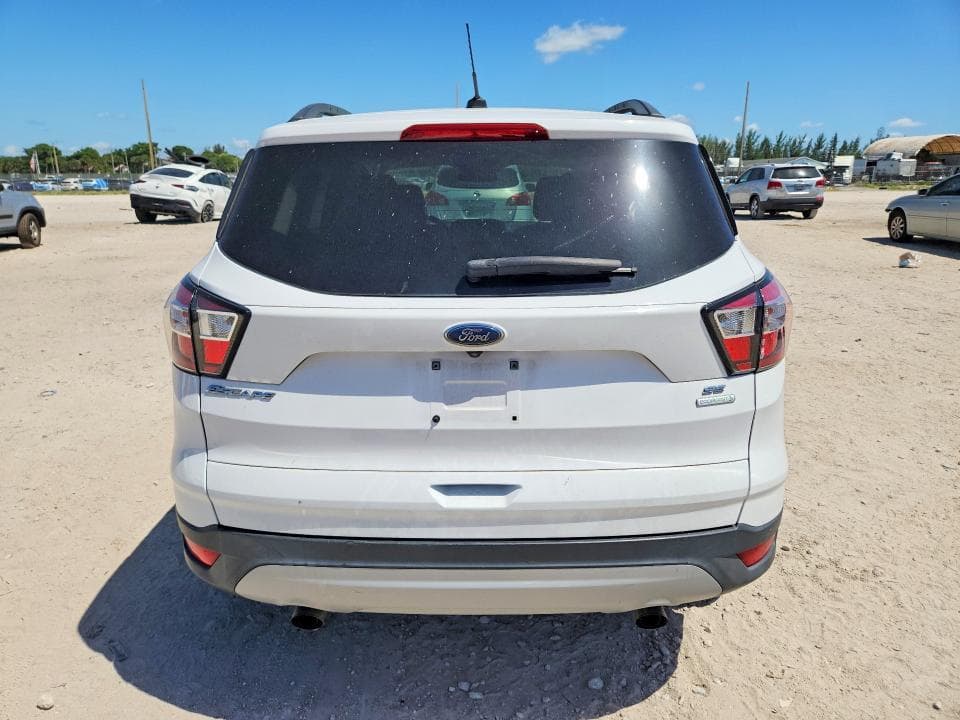 2018 FORD ESCAPE SE 6