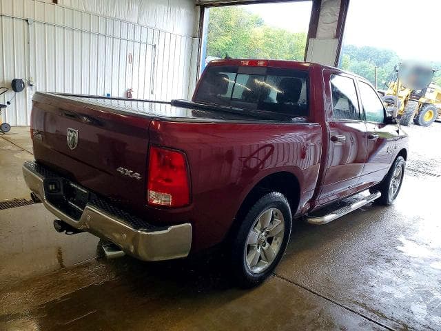 2019 RAM 1500 CLASSIC SLT 3