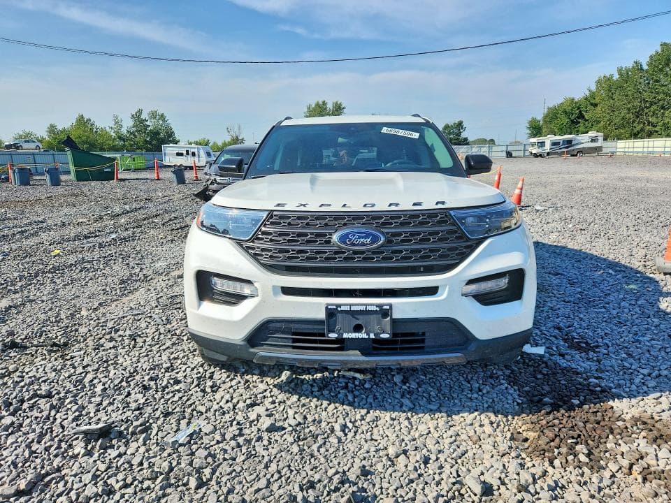 2022 FORD EXPLORER XLT 5
