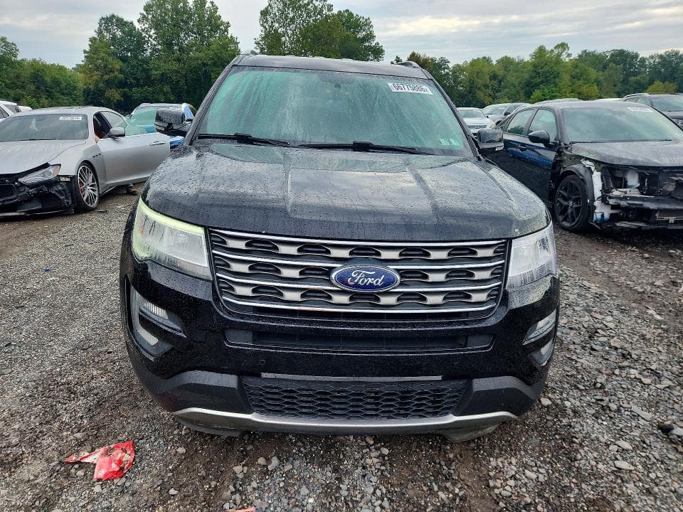 2017 FORD EXPLORER XLT 5