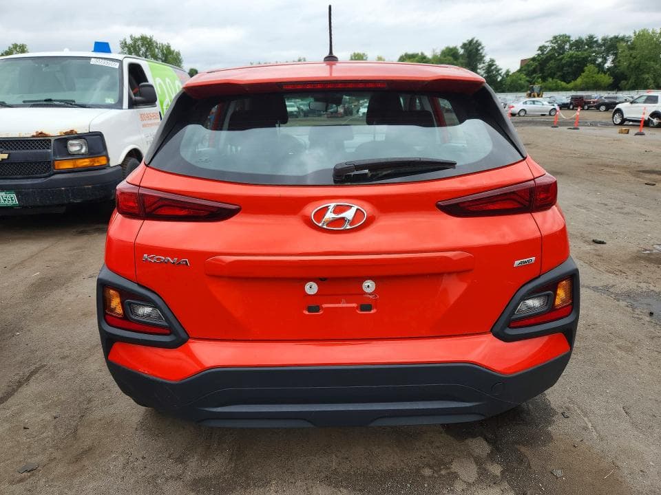 2020 HYUNDAI KONA SE 6