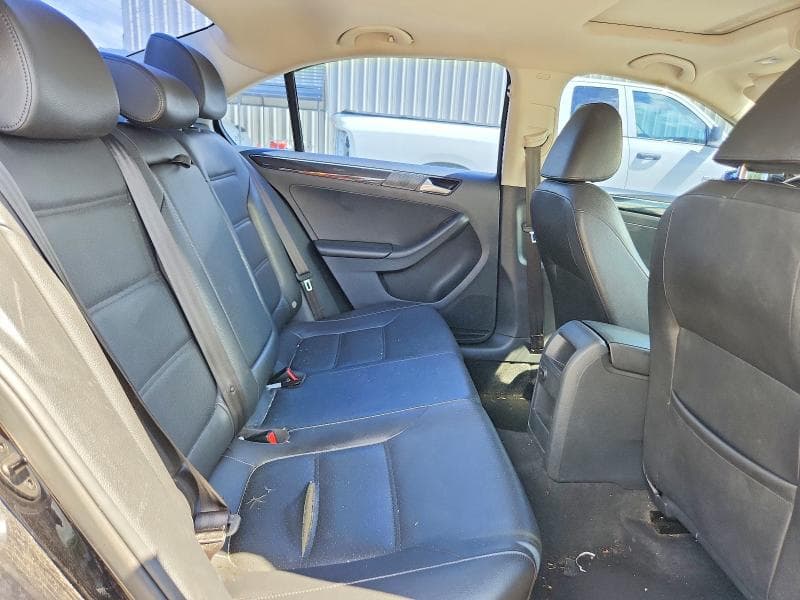 2017 VOLKSWAGEN JETTA SEL 10