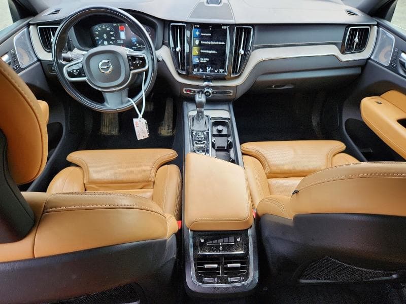 2018 VOLVO XC60 T6 INSCRIPTION 8